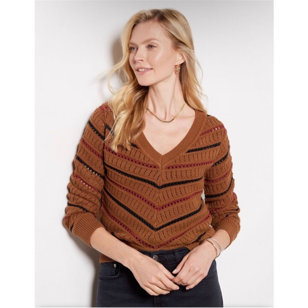 Evereve Crochet Knit Sawyer Chevron Pullover Sweater